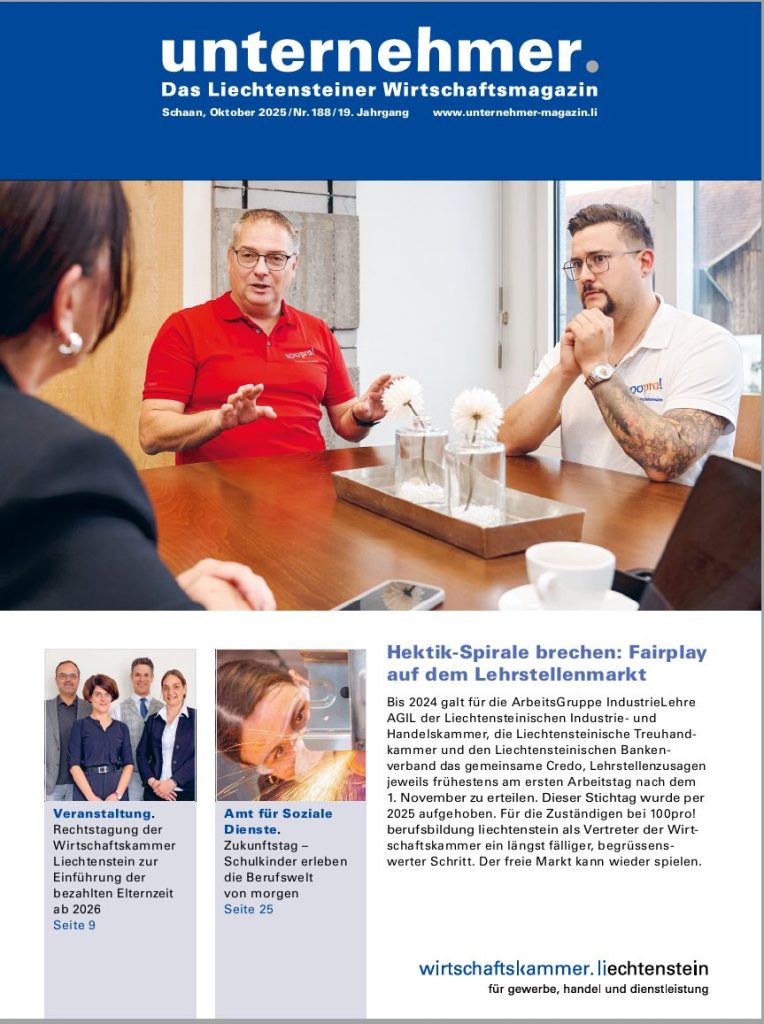 Unternehmer-Magazin Cover Oktober 2025: Geschäftsdiskussion, aktuelle Wirtschaftsfragen, Liechtenstein.